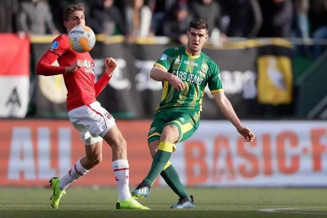 整阵容的余 整阵容的余