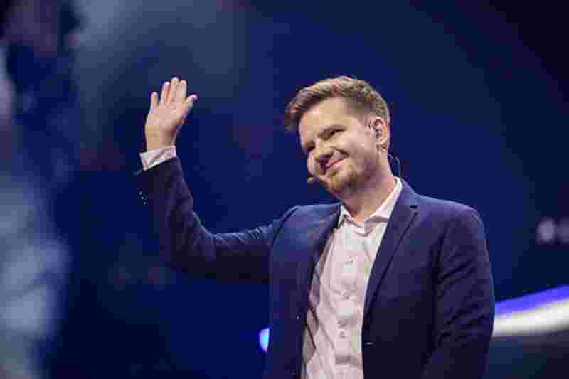 信息壁垒被 信息壁垒被